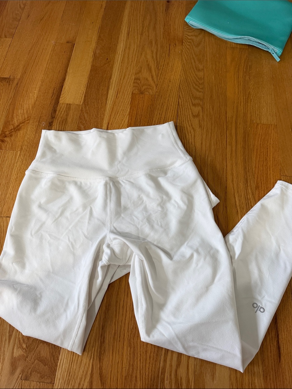 alo ivory 7/8 airbrush leggings
